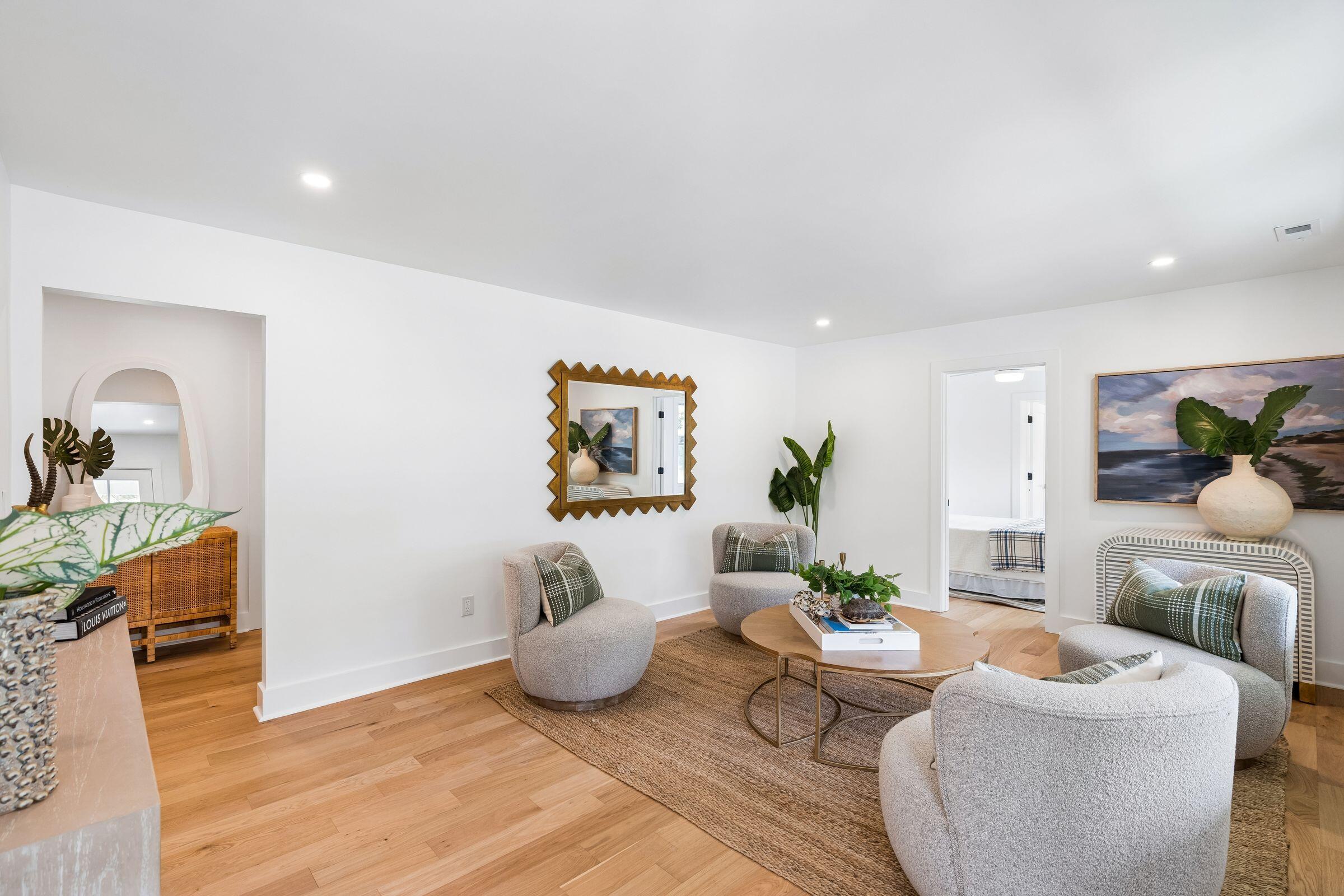 512 Risher Street Charleston, SC 29407 - Photo 27 of 55 Living Room