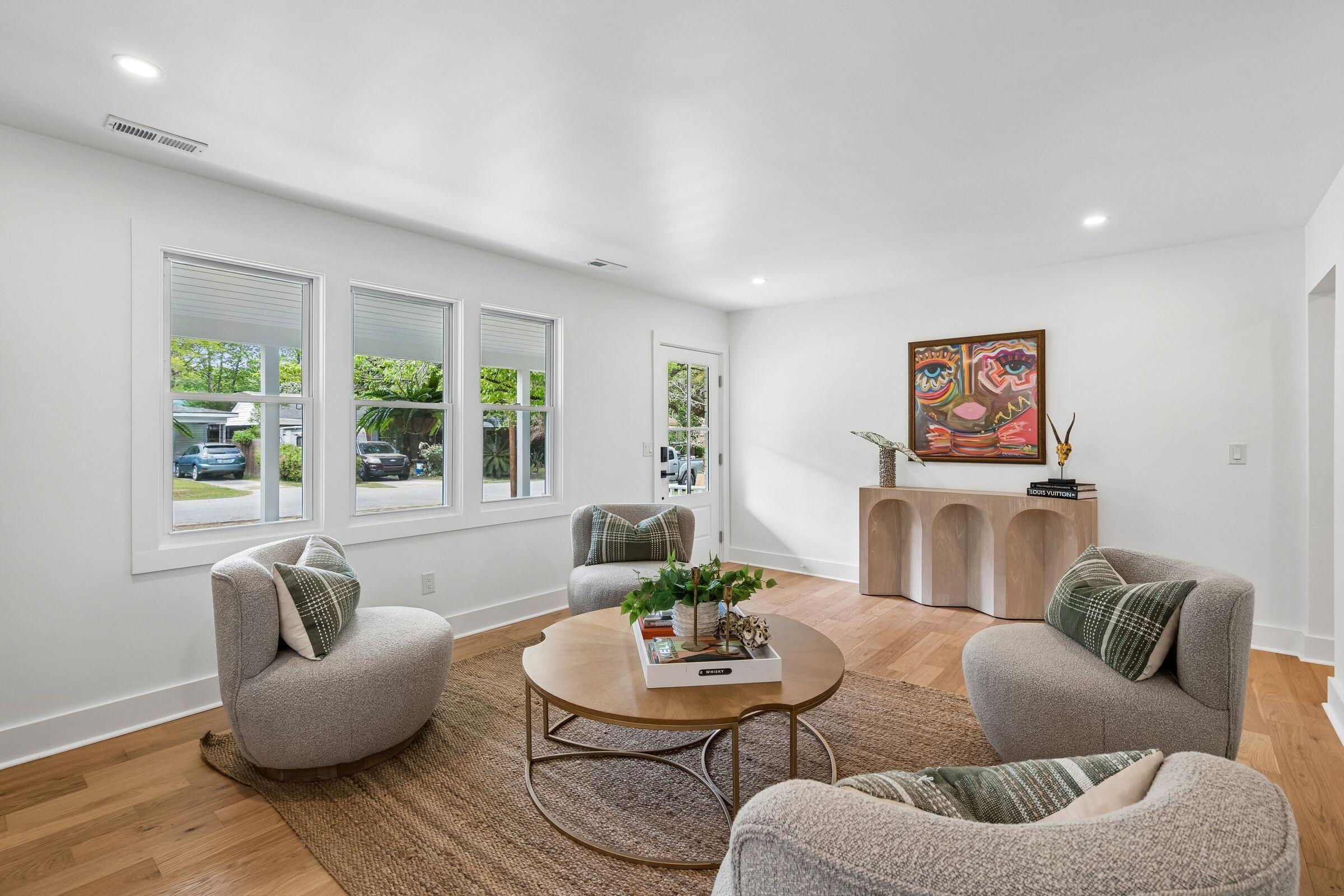 512 Risher Street Charleston, SC 29407 - Photo 29 of 55 Living Room