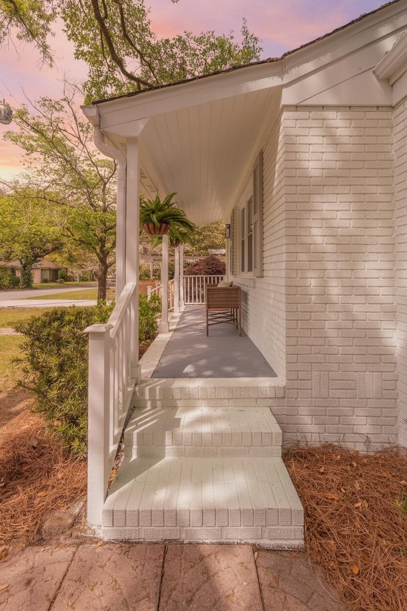 512 Risher Street Charleston, SC 29407 - Photo 4 of 55 Front Porch Twilight
