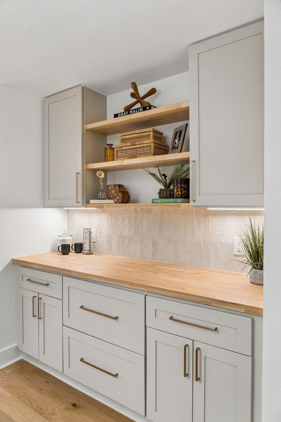 512 Risher Street Charleston, SC 29407 - Photo 8 of 55 Dining Area Cabinets