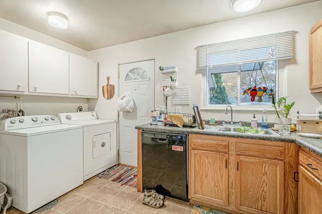 $447,749 | 1802-1806 Loftsgordon Avenue, Madison, WI 53704