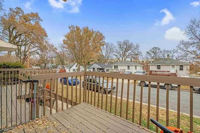 $447,749 | 1802-1806 Loftsgordon Avenue, Madison, WI 53704