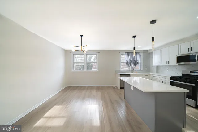 $384,999 | 3674 Salina Road, Philadelphia, PA 19154