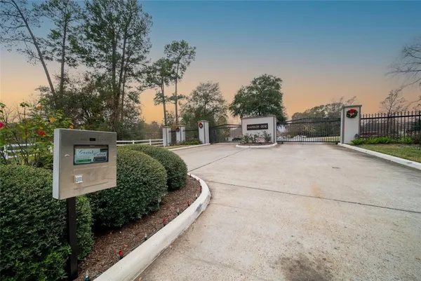 $18,000 | 18980 Harbor Side Boulevard, Montgomery, TX 77356