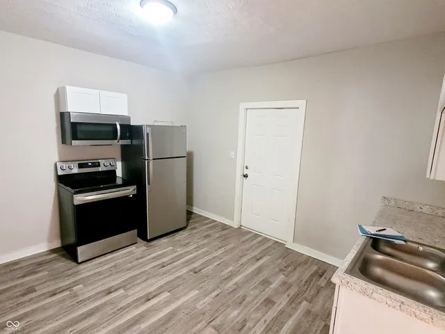 $165,000 | 338 North Elder Avenue, Indianapolis, IN 46222