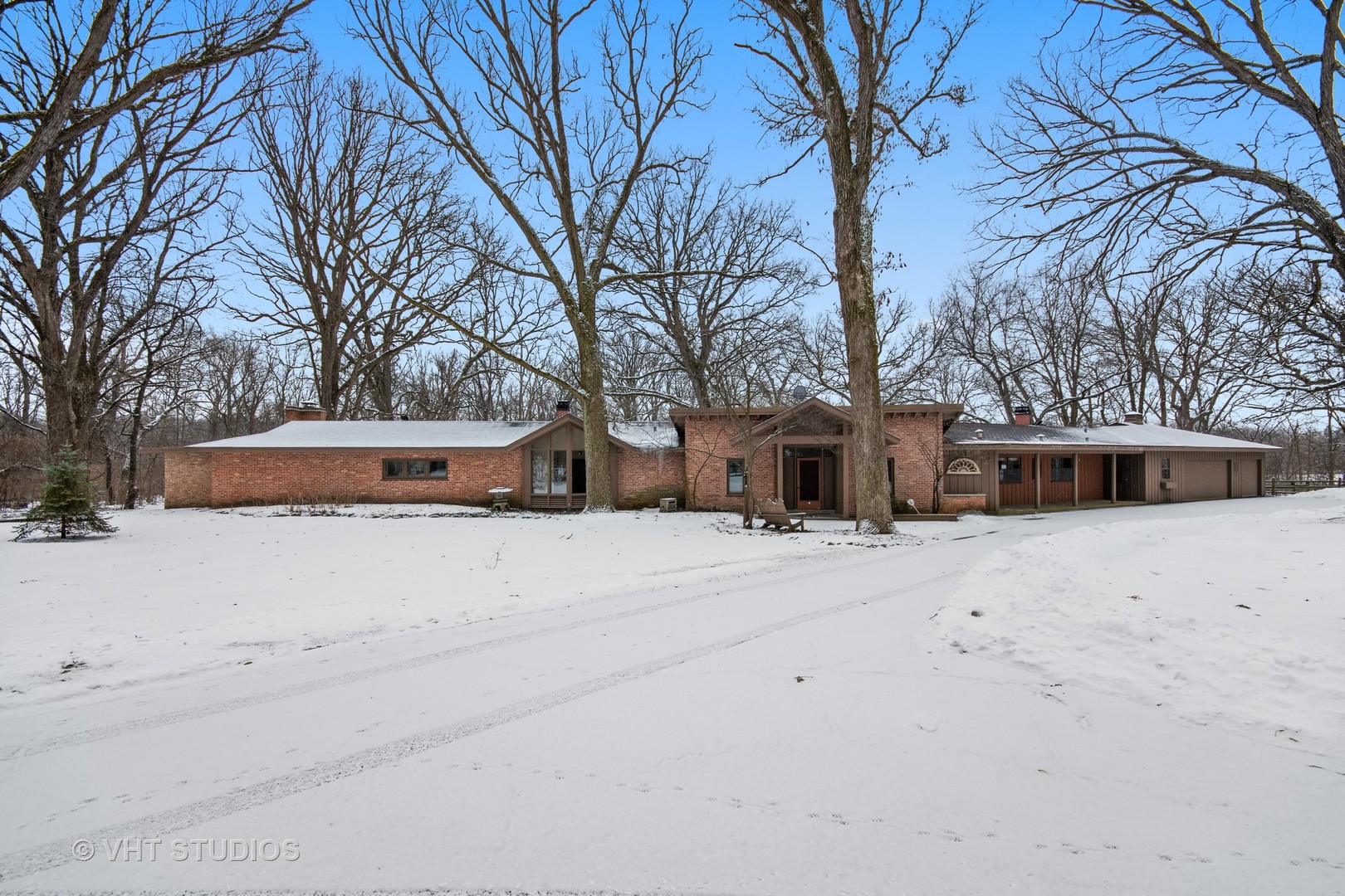 5N440 Curling Pond Road Wayne, IL 60184 - Photo 1 of 22