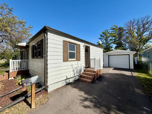 $206,900 | 612 16th Street North, Moorhead, MN 56560