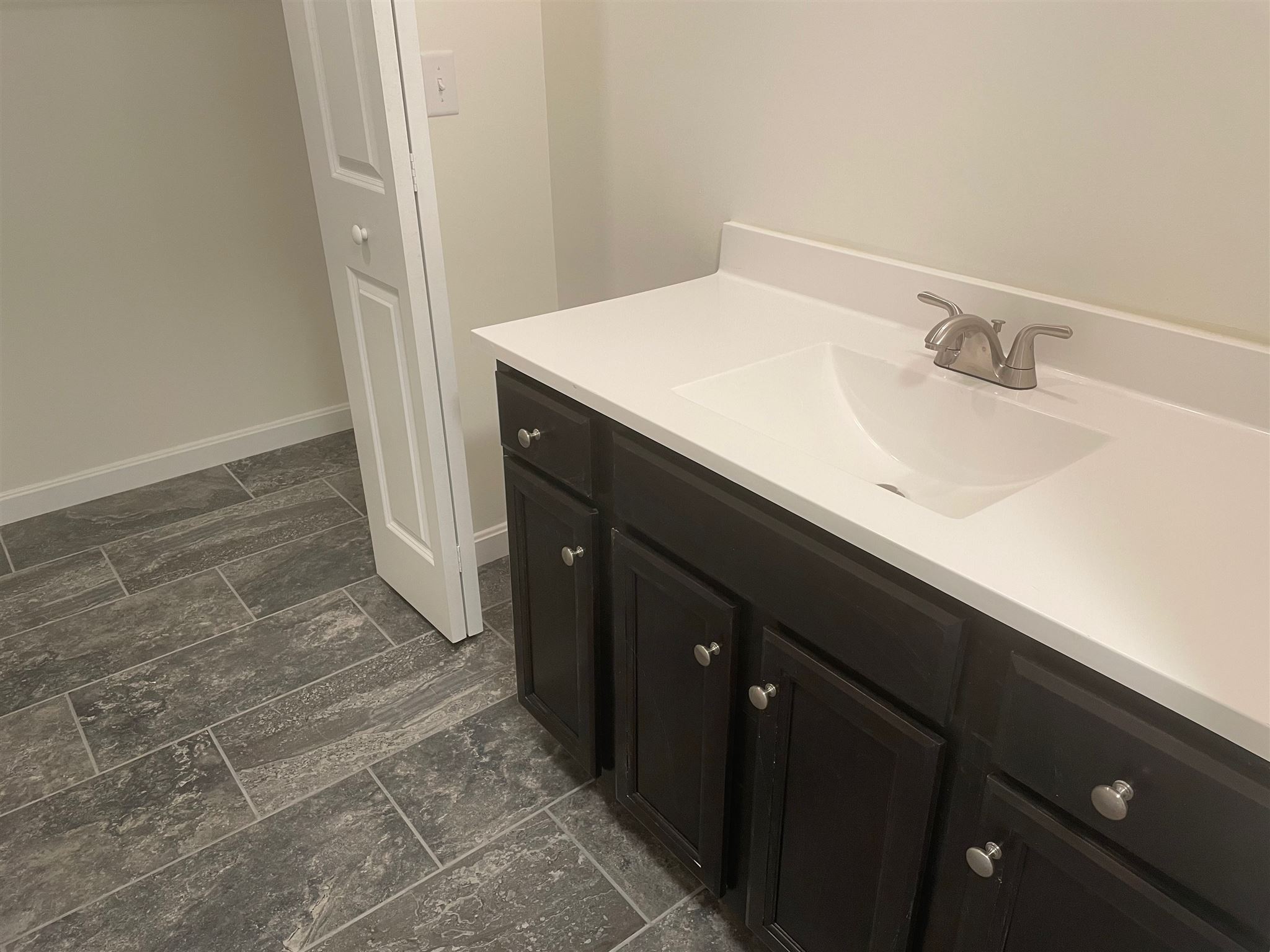 10 Ida Circle, Unit 31027 Rochester, NH 03868 - Photo 13 of 29 Gallery Image 13