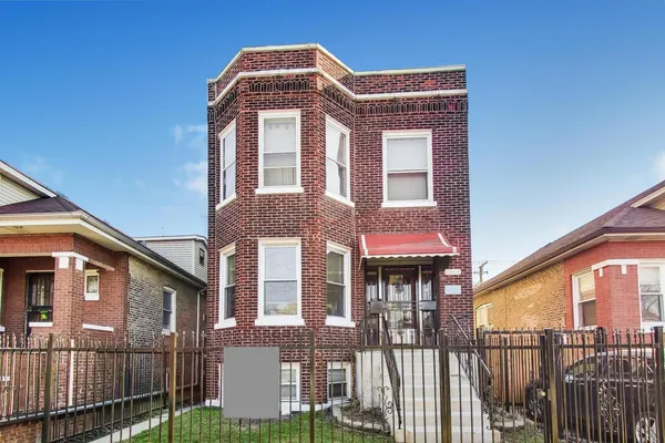 $475,000 | 4923 West Concord Place, Chicago, IL 60639