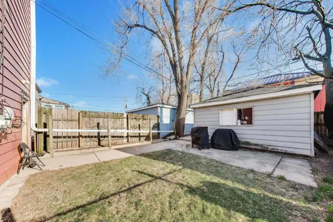 $475,000 | 4923 West Concord Place, Chicago, IL 60639