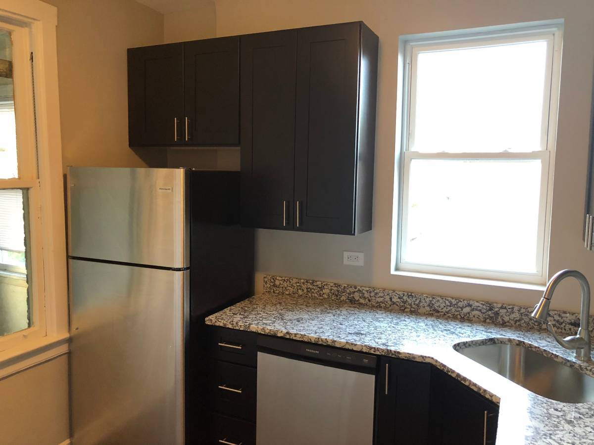 4923 West Concord Place Chicago, IL 60639 - Photo 8 of 30