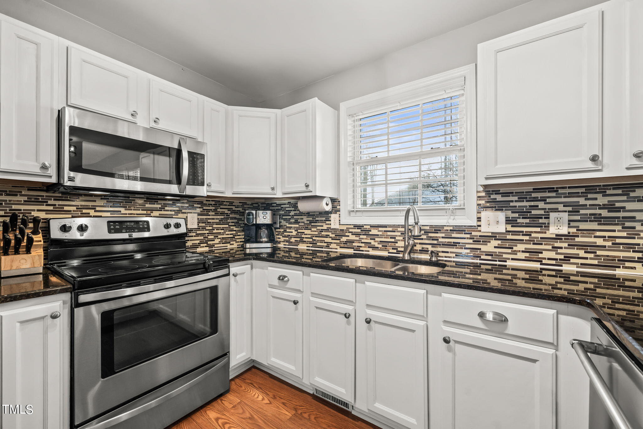 707 Windcrest Road Durham, NC 27713 - Photo 9 of 35 10-web-or-mls-DSC06747