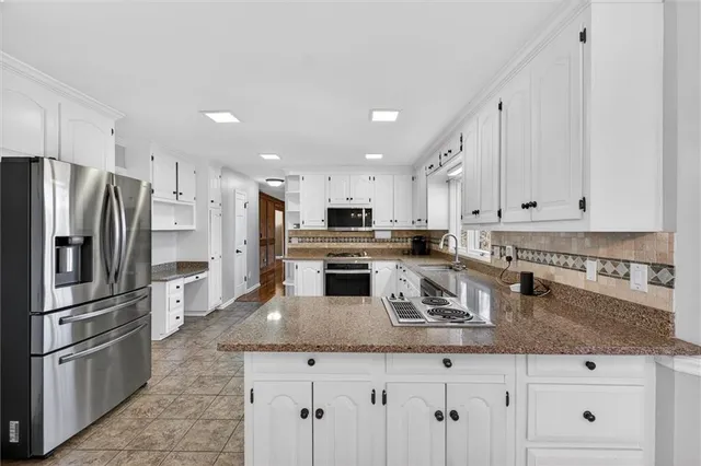 $715,000 | 1111 Honeysuckle Drive, Canton, GA 30114