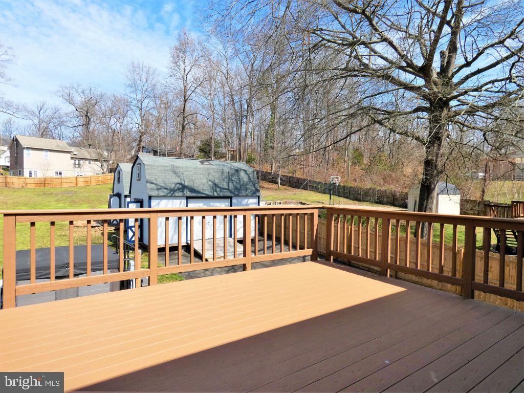 19129 Fuller Heights Road Triangle, VA 22172 - Photo 15 of 20 Gallery Image 15