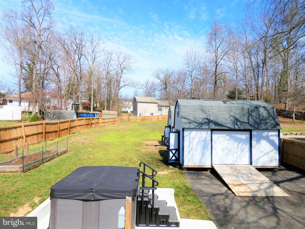 19129 Fuller Heights Road Triangle, VA 22172 - Photo 16 of 20 Gallery Image 16
