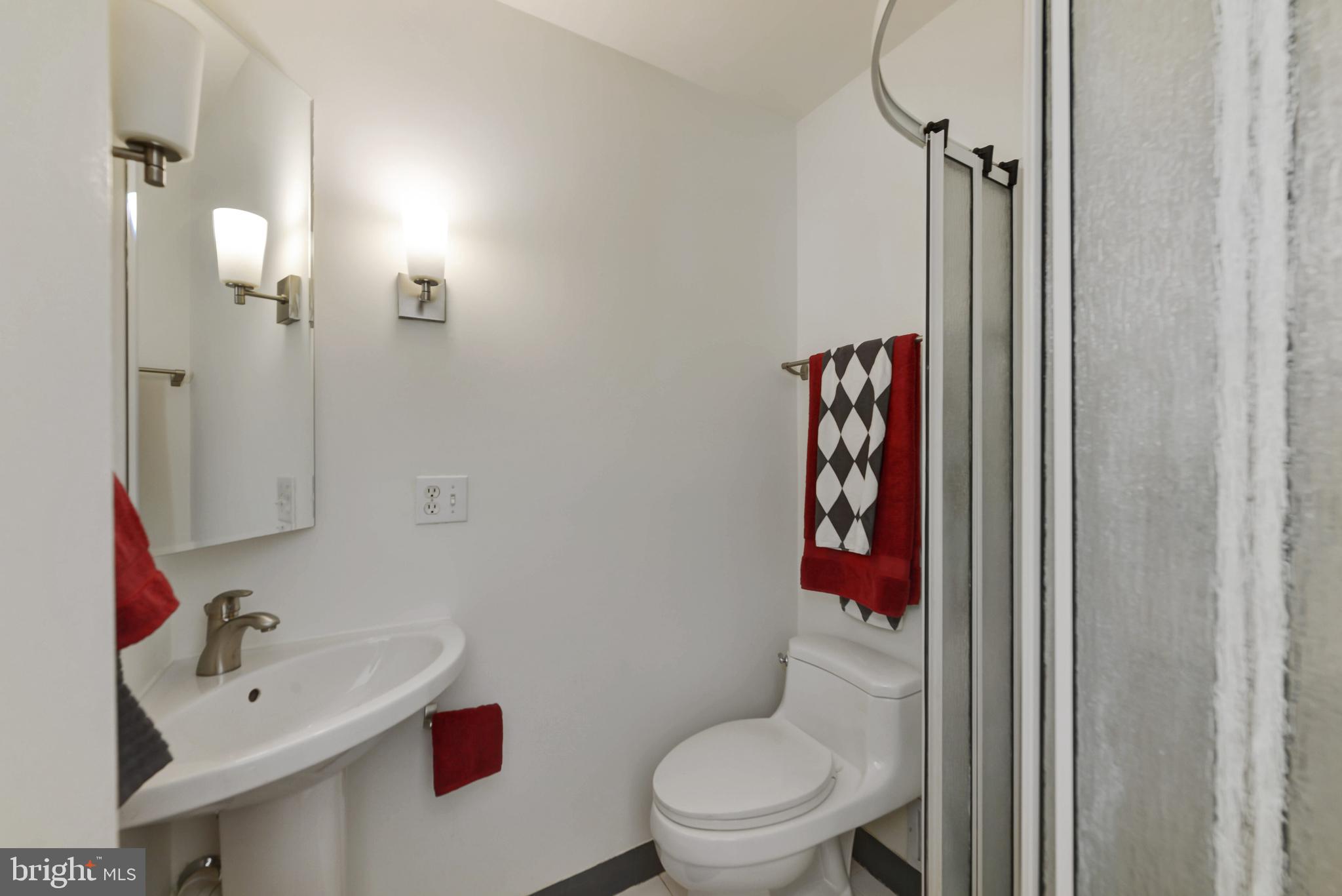 4012 Rickover Road Silver Spring, MD 20902 - Photo 18 of 38