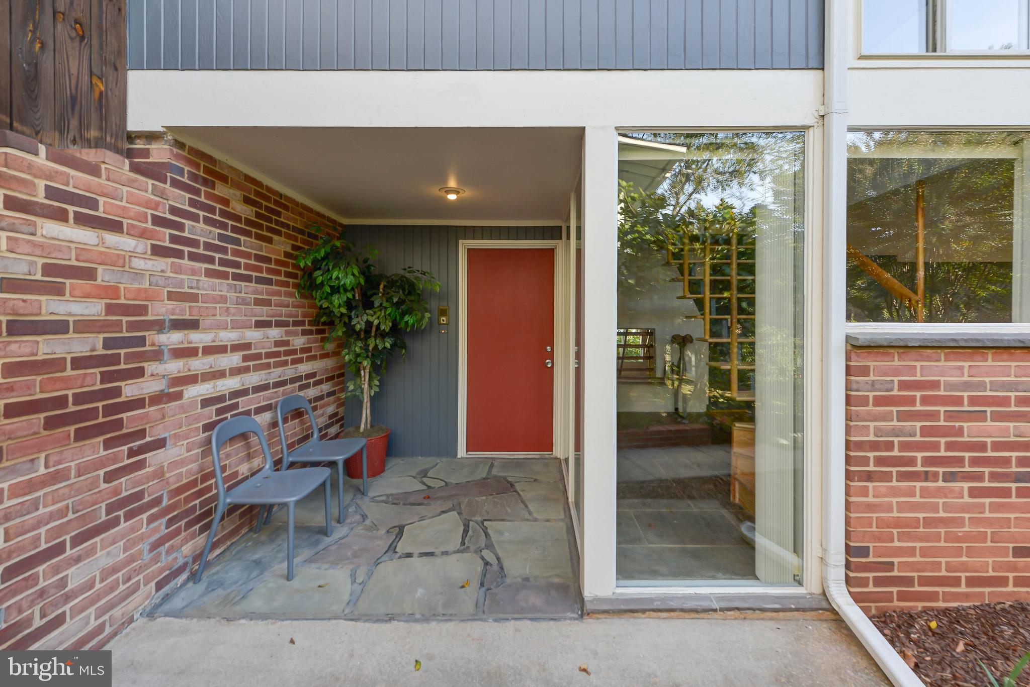 4012 Rickover Road Silver Spring, MD 20902 - Photo 3 of 38