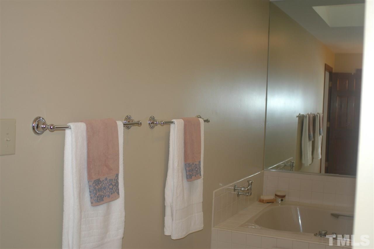 3008 Daventry Lane Raleigh, NC 27613 - Photo 22 of 25 Master Bath with Whirlpool Tub.