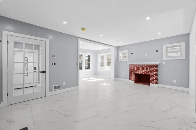 $979,000 | 111-32 199th Street | Hollis