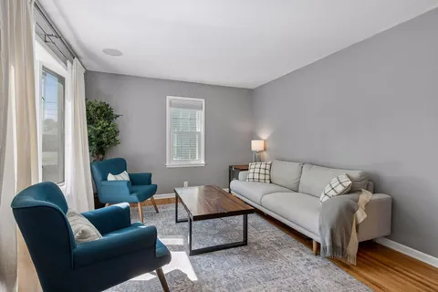 $350,000 | 3350 Wyoming Avenue South, Saint Louis Park, MN 55426