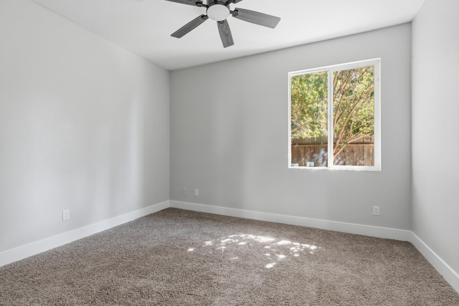 357 Wolfpack Court Patterson, CA 95363 - Photo 16 of 42