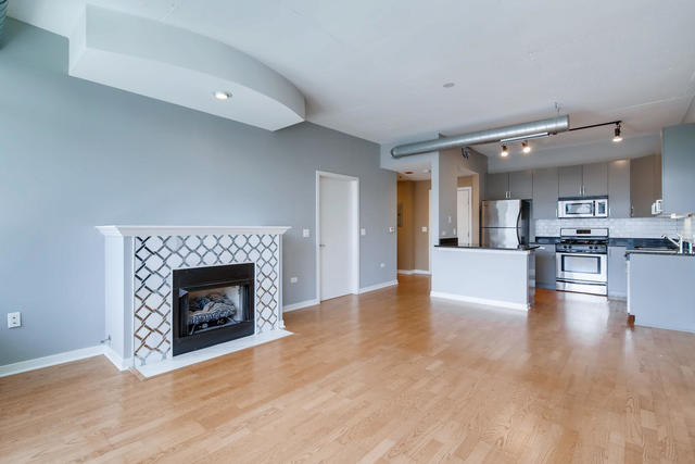 909 West Washington Boulevard, Unit 803 Chicago, IL 60607 - Photo 6 of 17