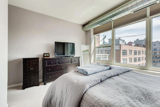 909 West Washington Boulevard, Unit 803 Chicago, IL 60607 - Photo 10 of 17