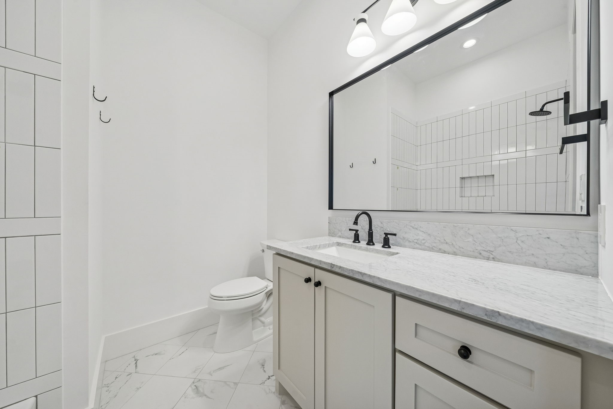 1227 Howard Lane Bellaire, TX 77401 - Photo 33 of 45 En suite, every bedroom has its own en suite