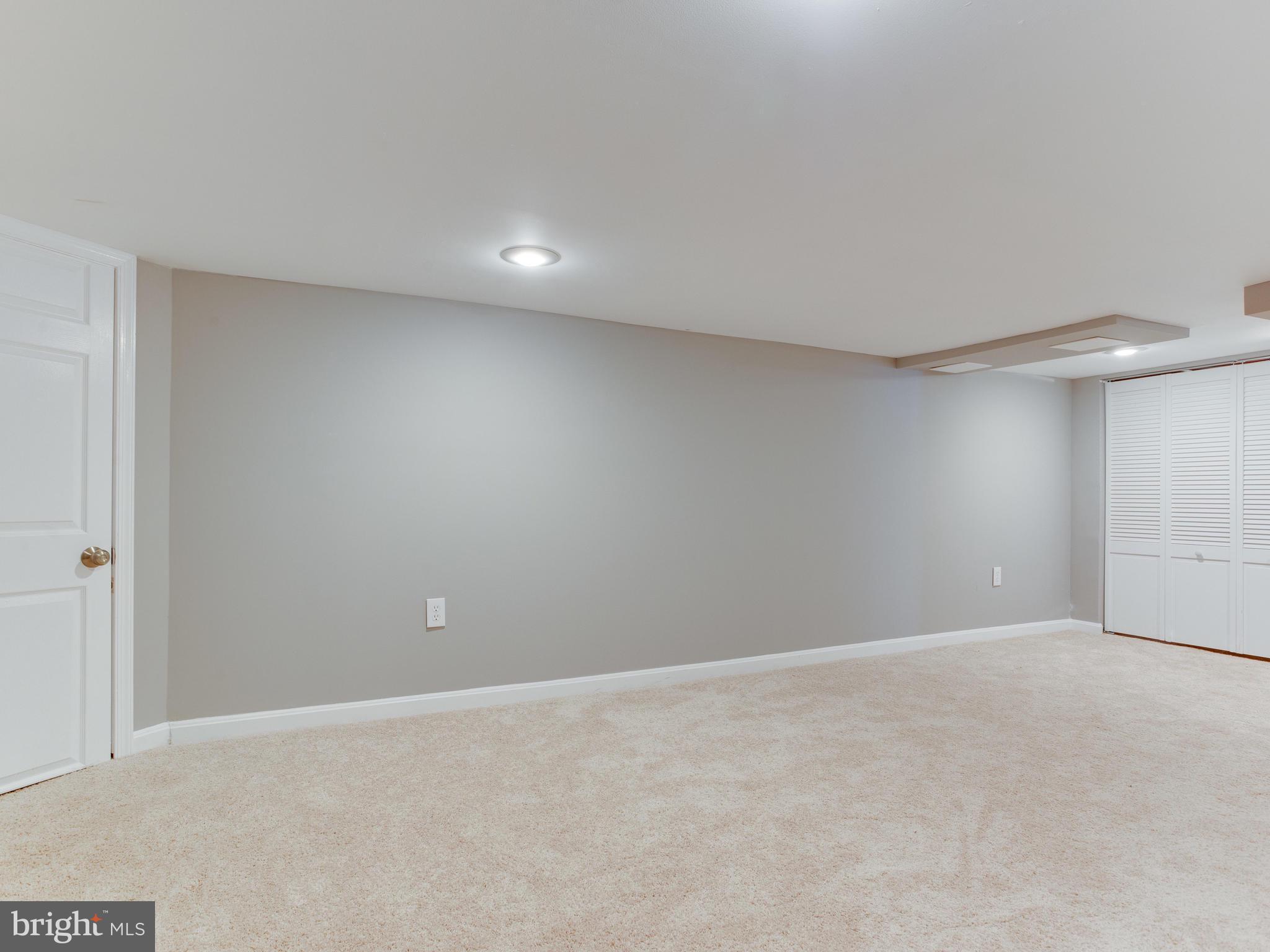 36 Patapsco Road Linthicum Heights, MD 21090 - Photo 28 of 32