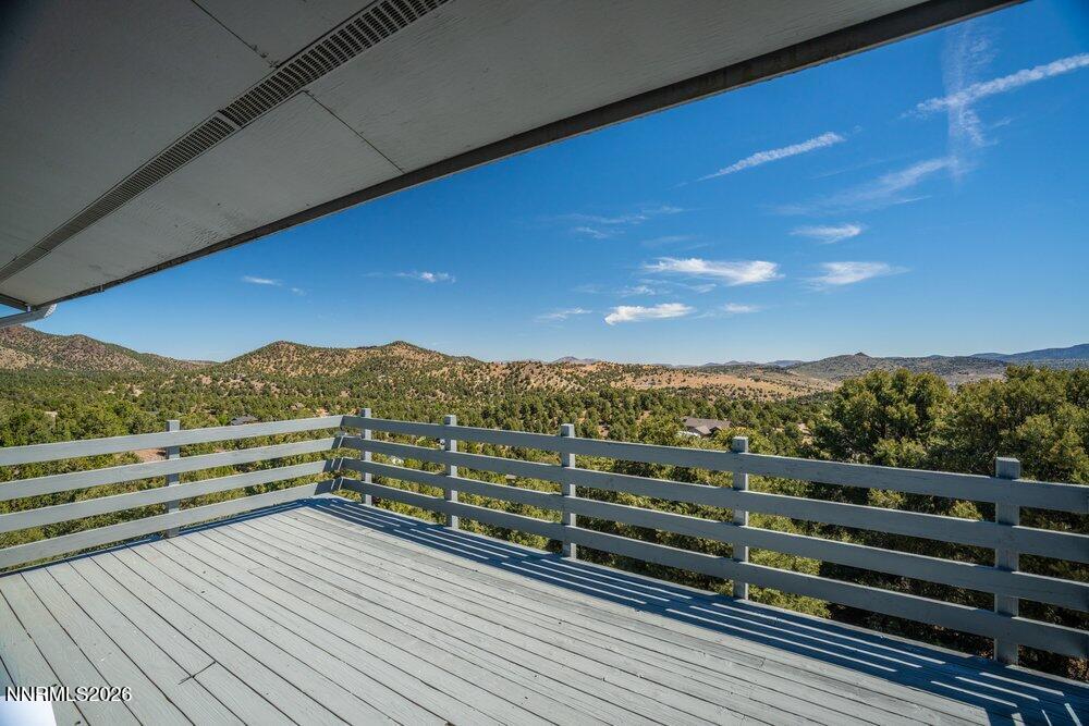 2255 Sutro Drive Reno, NV 89521 - Photo 26 of 32 deckview