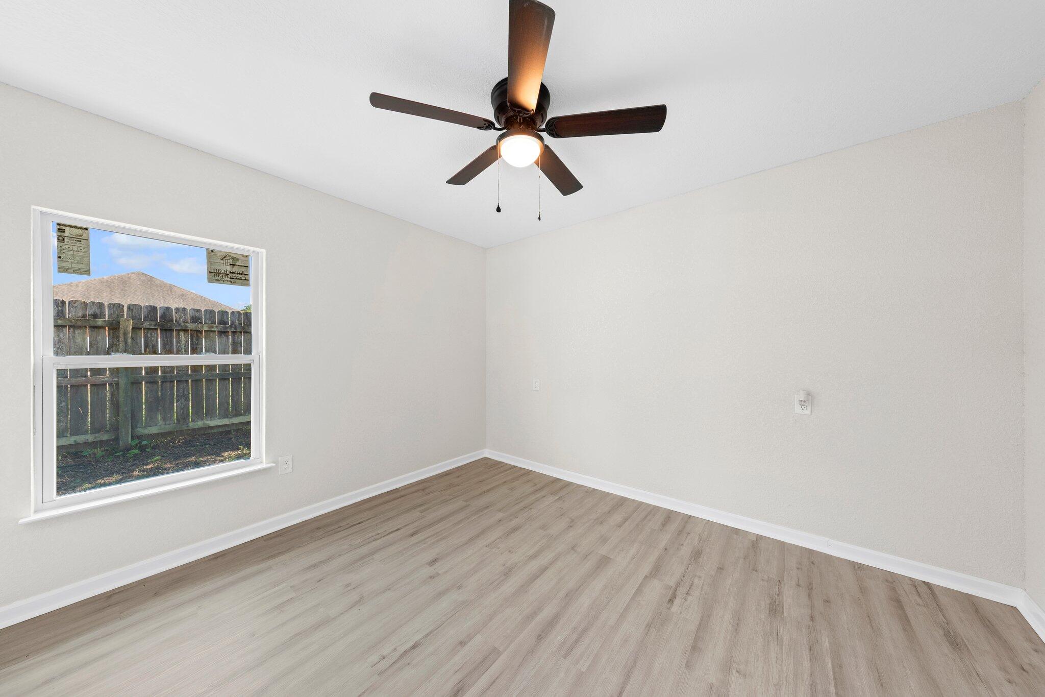 307 Tarpon Road Mary Esther, FL 32569 - Photo 13 of 23 Gallery Image 13