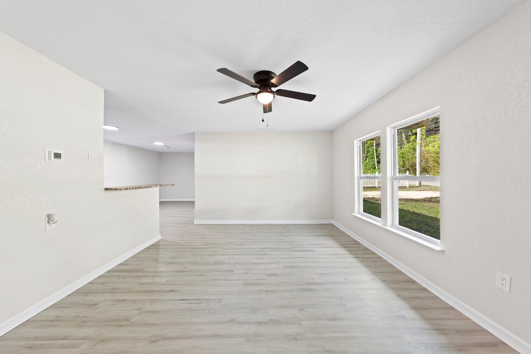 307 Tarpon Road Mary Esther, FL 32569 - Photo 2 of 23 Gallery Image 2