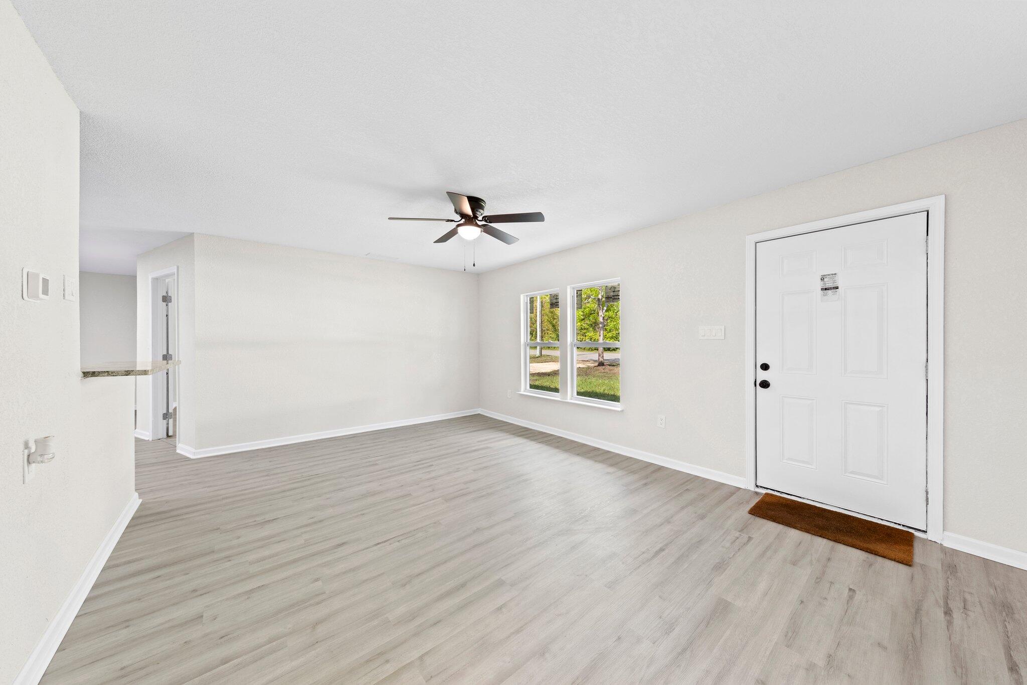 307 Tarpon Road Mary Esther, FL 32569 - Photo 3 of 23 Gallery Image 3