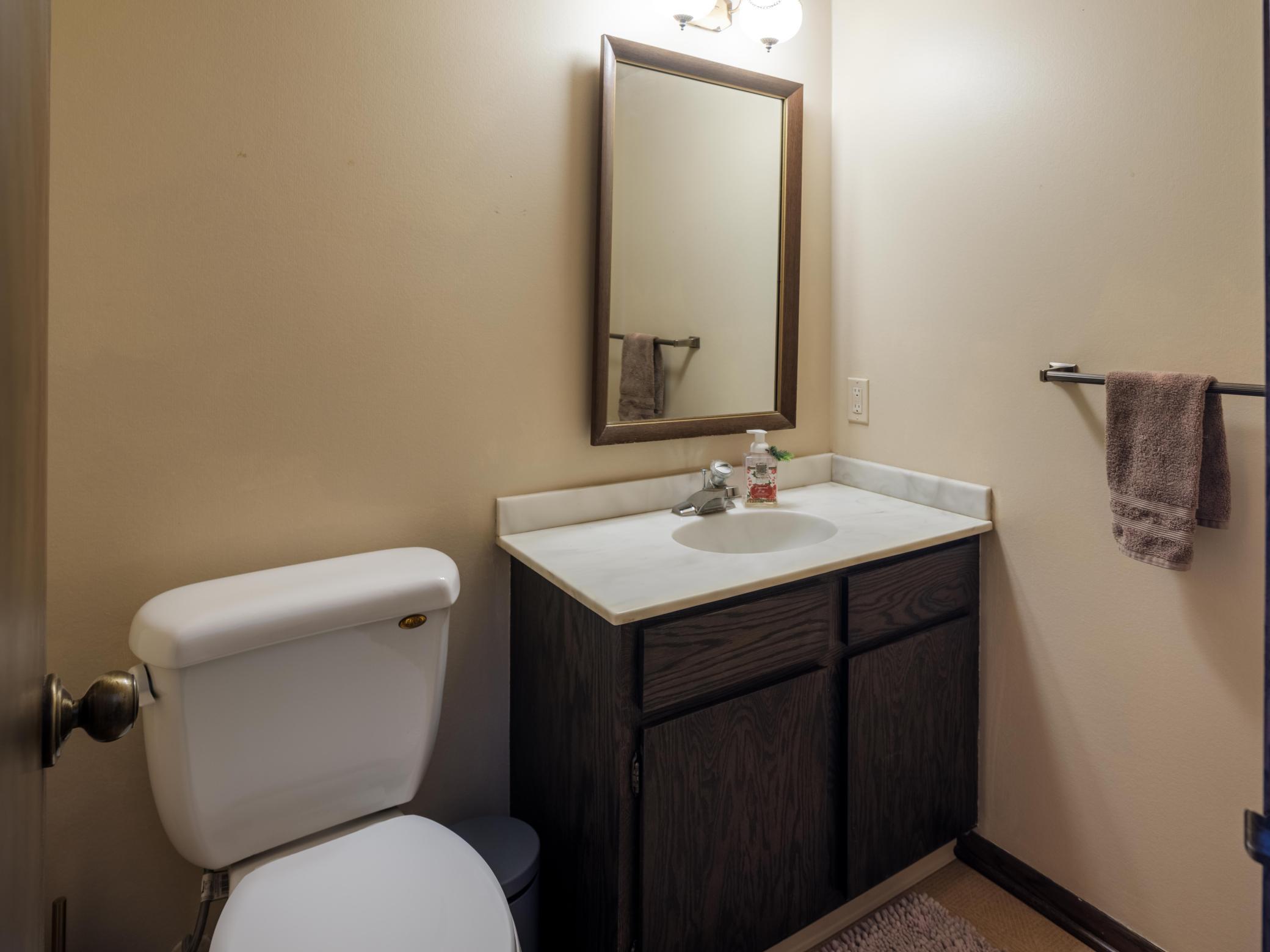 1604 Meadow Circle Southeast Rochester, MN 55904 - Photo 12 of 29