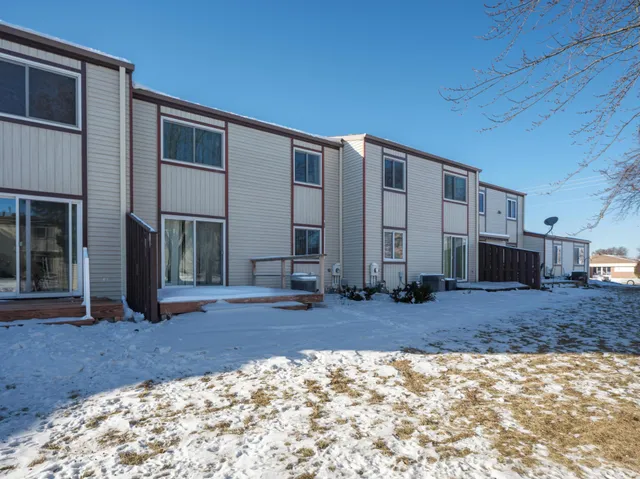 $248,900 | 1604 Meadow Circle Southeast, Rochester, MN 55904