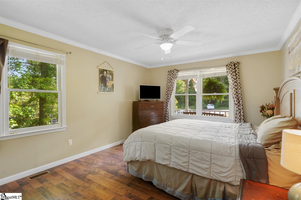 1934 Sitton Hill Road Easley, SC 29642 - Photo 12 of 26 Gallery Image 12