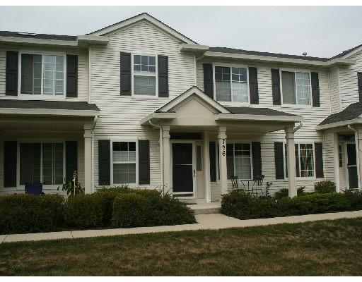 726 County Line Road, Unit 726 Aurora, IL 60502 - Photo 1 of 1 front view of a house