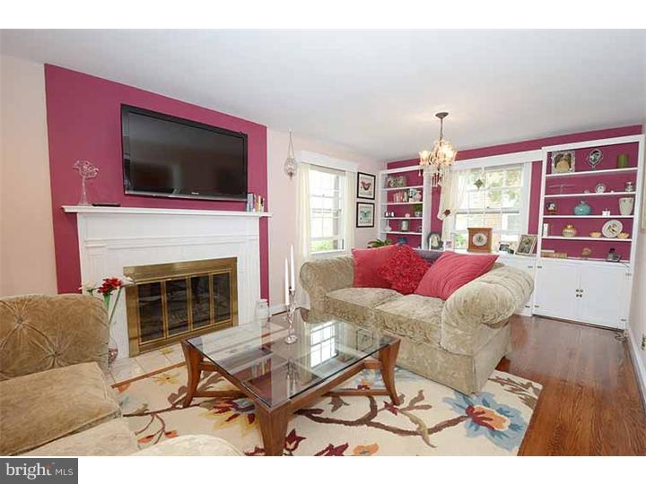 741 East Manoa Road Havertown, PA 19083 - Photo 5 of 21 Living Room