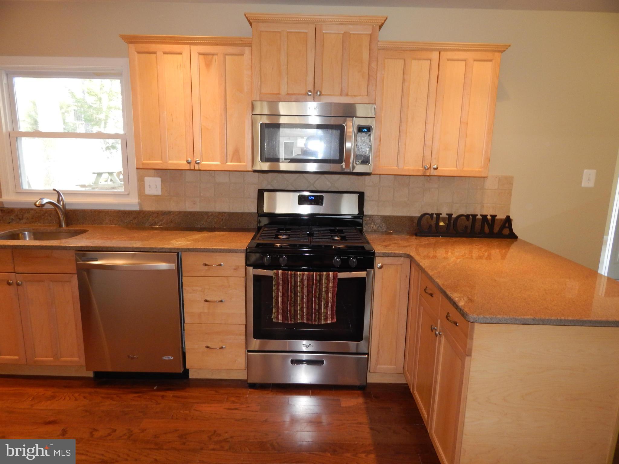 1107 Harvard Road Waldorf, MD 20602 - Photo 5 of 27 Kitchen