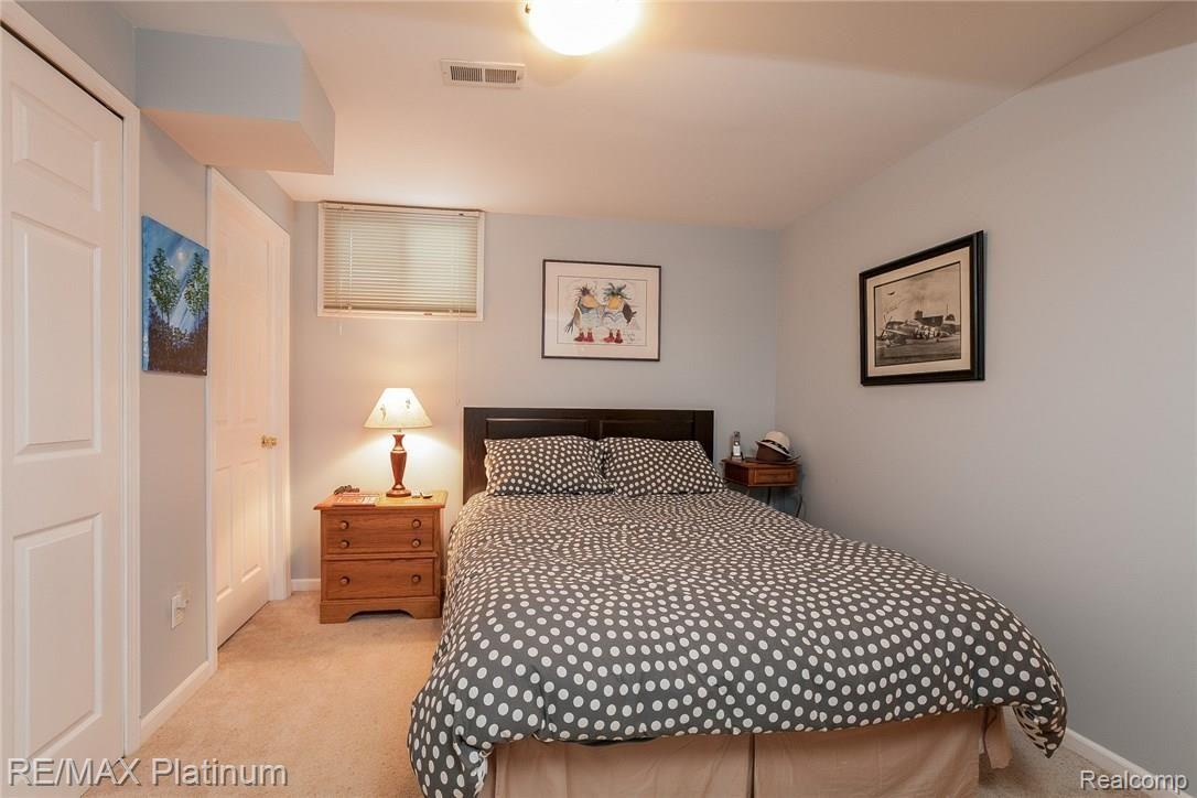 209 South Tompkins Street Howell, MI 48843 - Photo 24 of 36 028-Bedroom-3038568-medium.jpg