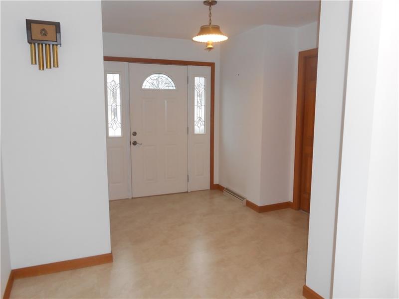 102 Shroyer Mill Road Butler, PA 16001 - Photo 3 of 25 Gallery Image 3