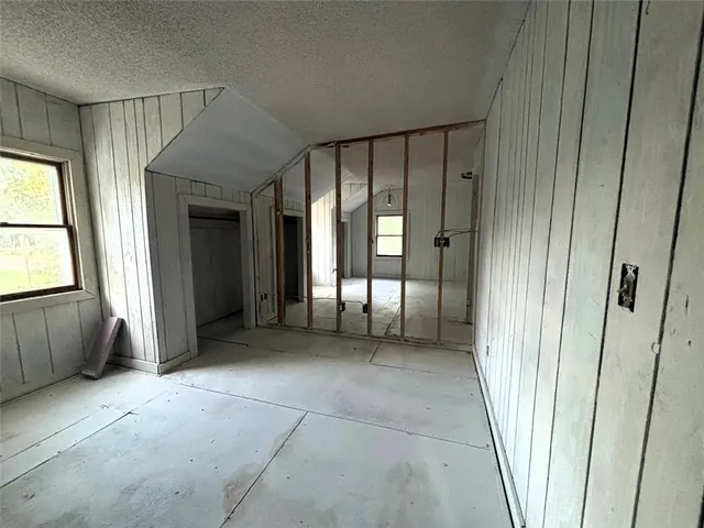 $90,000 | 603 North 3rd Street, Burlington, KS 66839