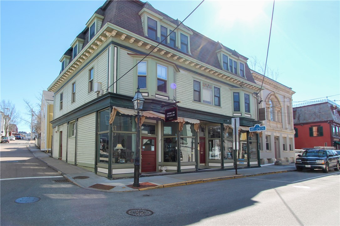 140 Spring Street, Unit 7 Newport, RI 02840 - Photo 2 of 40