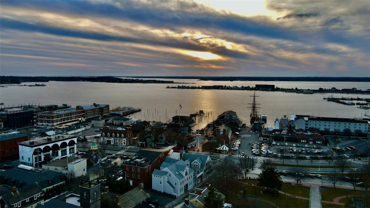 140 Spring Street, Unit 7 Newport, RI 02840 - Photo 38 of 40
