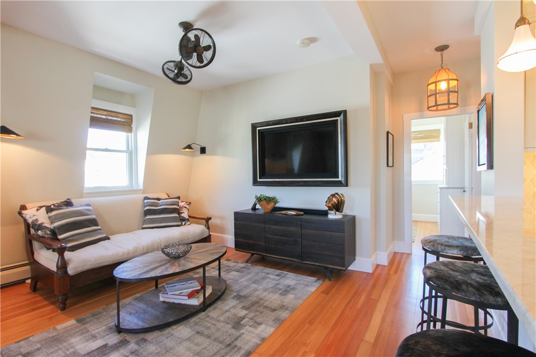 140 Spring Street, Unit 7 Newport, RI 02840 - Photo 7 of 40