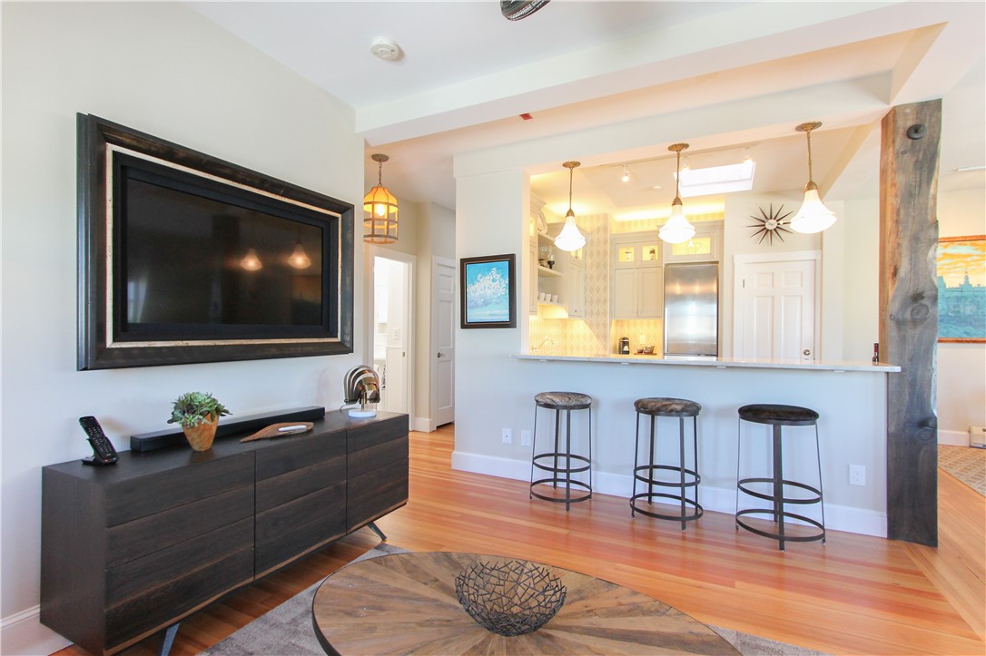 140 Spring Street, Unit 7 Newport, RI 02840 - Photo 8 of 40