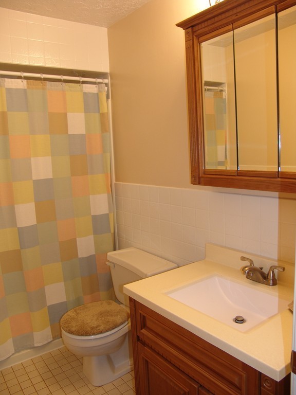 458 Massasoit Road Worcester, MA 01604 - Photo 16 of 25 Gallery Image 16