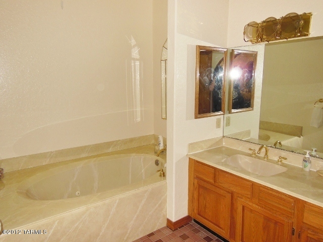 6990 North Wade Road Tucson, AZ 85743 - Photo 26 of 32 Gallery Image 26
