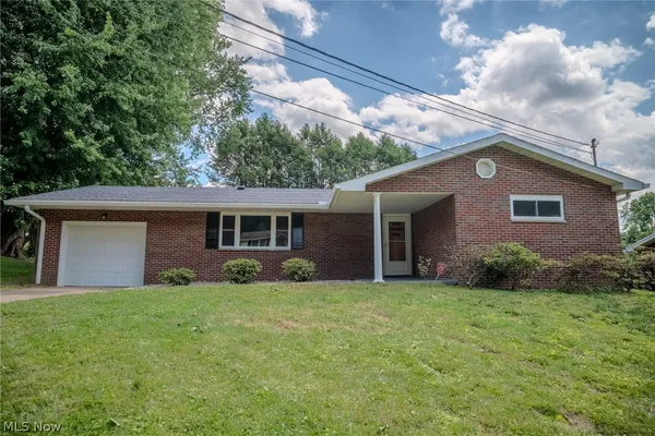$239,500 | 104 Randolph Drive, Marietta, OH 45750