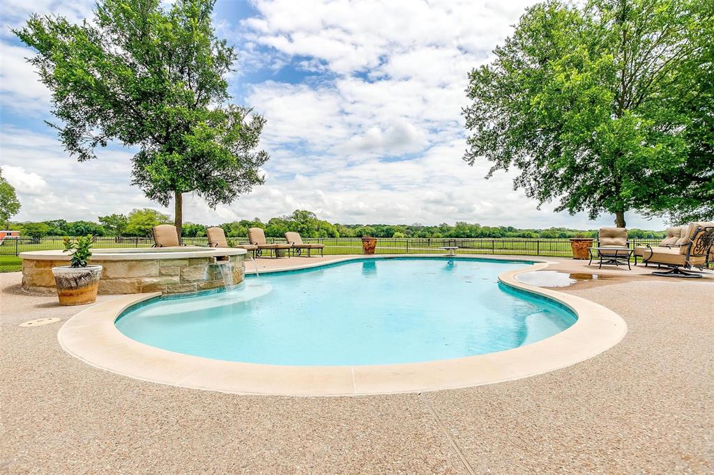 173 Trinity Bluffs Road Aledo, TX 76008 - Photo 37 of 40